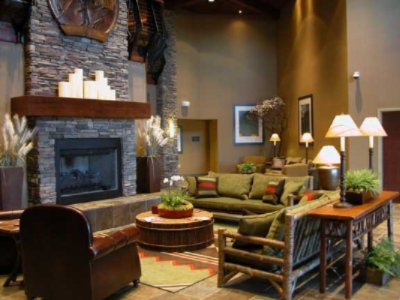 Feather Falls Casino & Lodge - Our Stunning Lobby Is Warm And Inviting.