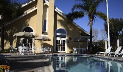 Woodfin Suites Pool