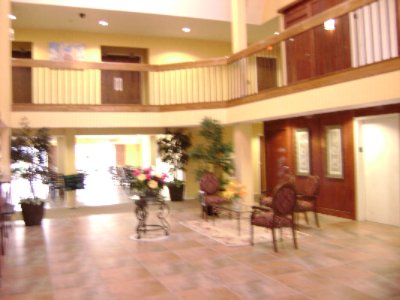 Plainfield Yankee Inn - Lobby & Front Desk