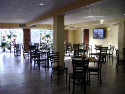 Plainfield Yankee Inn - Breakfast Area - View 3