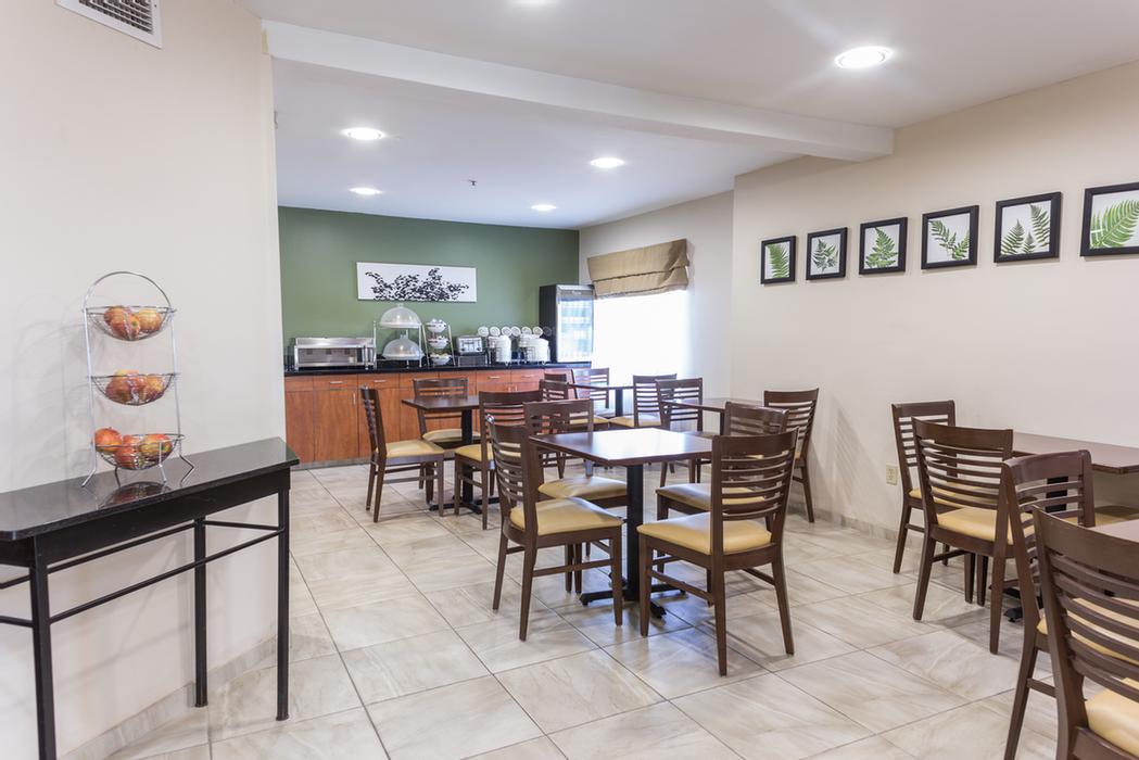 Comfortable Guest Rooms