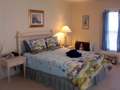 The Nautical of Lake Geneva - The Captain's Bedroom
