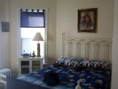 The Nautical of Lake Geneva - The First Mate's Bedroom