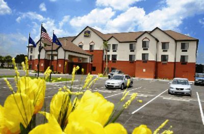 Best Western Auburndale Inn & Suites Offers Spacious Guest Rooms And Beautifully Appointed Suites.