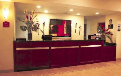 Best Western Auburndale Inn & Suites - Our Courteous Professional Staff Is Knowledgeable About The Area And Stands Ready To Assist You With All Arrangements.