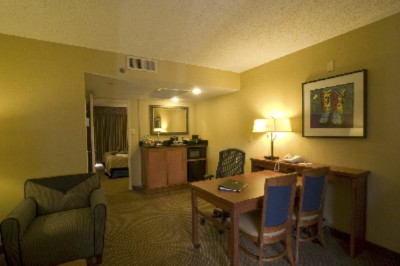 Embassy Suites San Antonio Nw - Suite Living Room