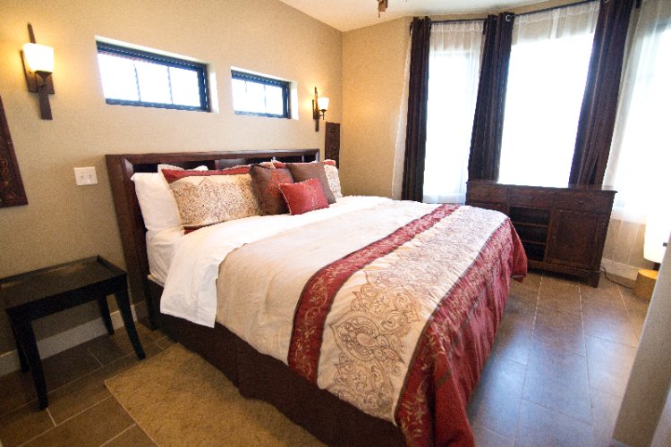 Aspenwood Manor - 