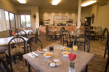 Best Western Inn at the Meadows - Deluxe Continental Breakfast Waits For You Each Morning!