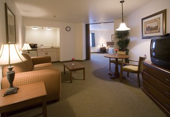 Best Western Inn at the Meadows - Hospitality Suites Available For A Stay And To Entertain Friends And Family