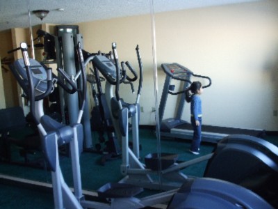 Days Inn & Suites - Exercise Room