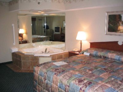 Americinn - Whirlpool Suite