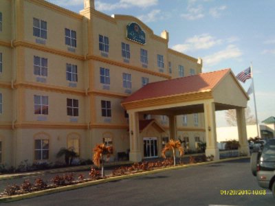 Best Western Tampa Airport Inn & Suites - 