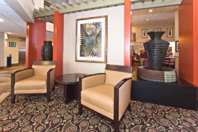 Holiday Inn Express Hotel & Suites - 