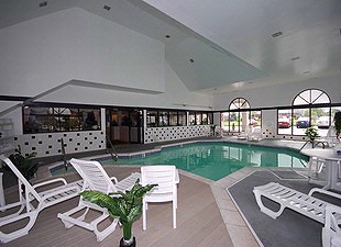 55 South Inn & Suites - 