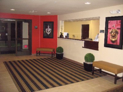 Extended Stay America Los Angeles Long Beach - Lobby