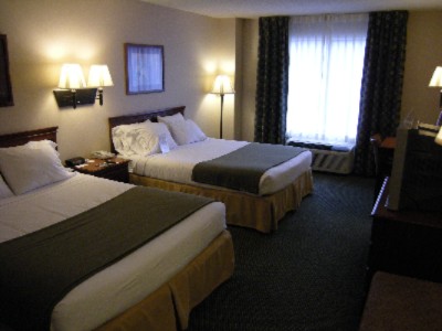 Two Queen Size Bed Room