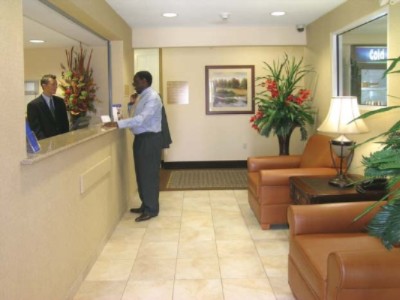 Candlewood Suites Fort Lauderdale Fl - Two Queen Beds - Studio Suite