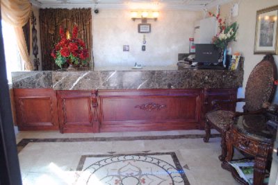Travel Inn & Suites - 