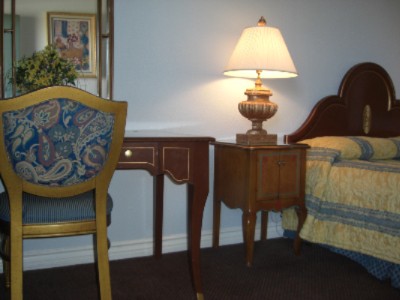 Travel Inn & Suites - 