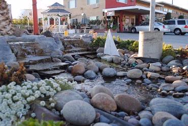 Travel Inn & Suites - 