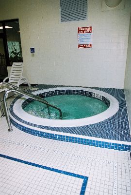 Days Inn & Suites - 
