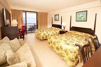Hawaiian Inn & Suites - Outdoor Pool View