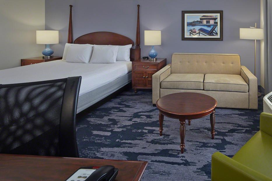 Summerplace Inn - Indoor Pool
