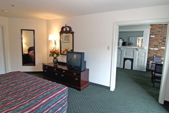 Best Western Governor's Inn - 