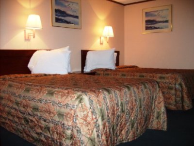 Knights Inn Columbus East - 