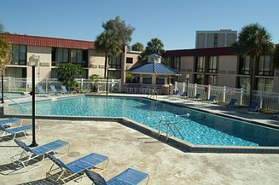 Imperial Swan Hotel & Suites - Relax In Our Heated Pool
