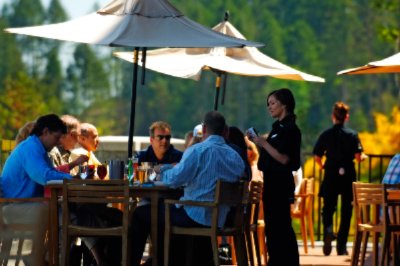 Westin Bear Mountain Victoria Golf Resort & Spa - Great Outdoor Dining On The Copper Rock Grill Terrace.
