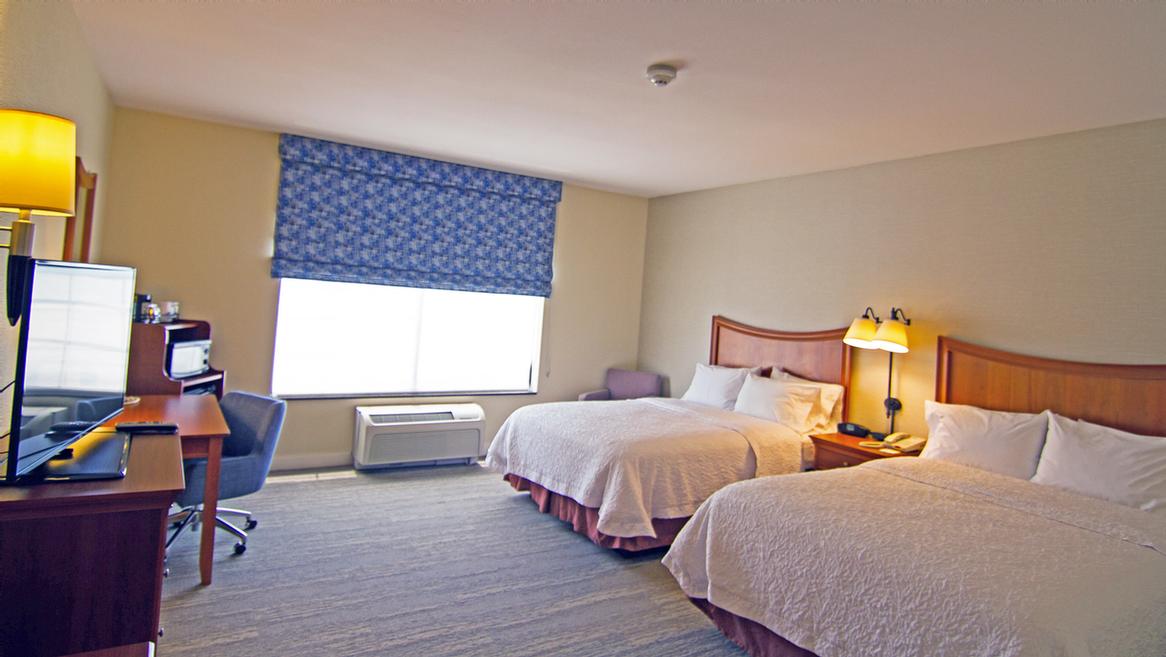 Standard Room With 2 Queen Beds