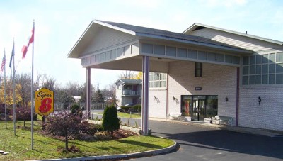 Super 8 Burlington