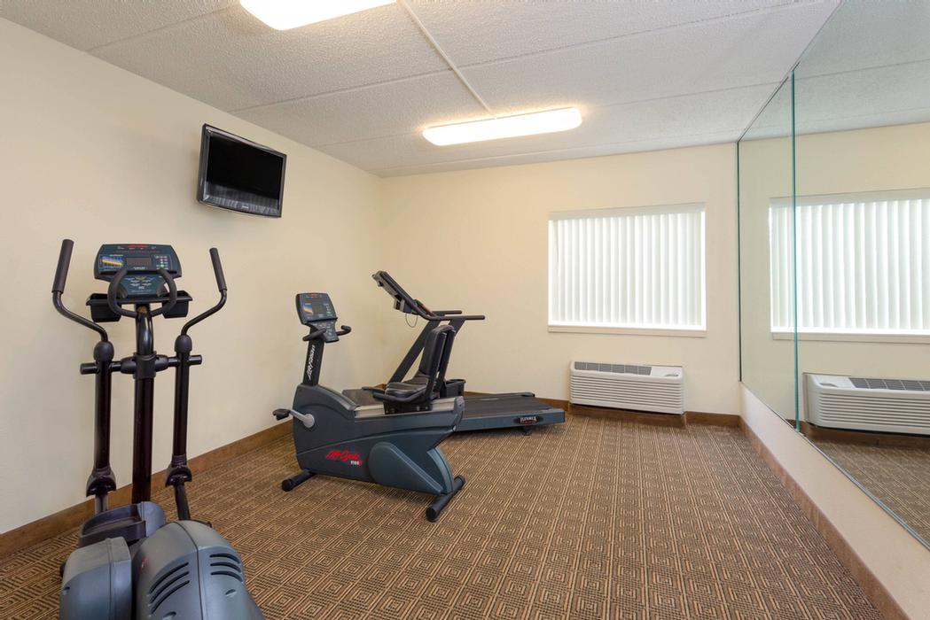 La Quinta Inn & Suites - 