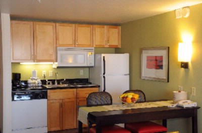 Hampton Inn & Suites - Kitchen Suite