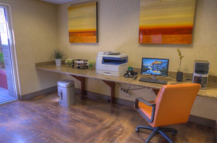 Holiday Inn Downtown North - 