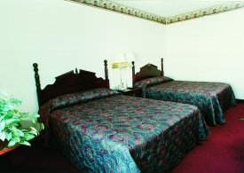 Barrington Hotel & Suites - 