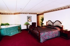 Barrington Hotel & Suites - 