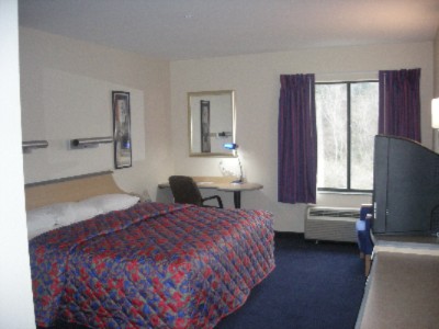 Red Roof Inn - King