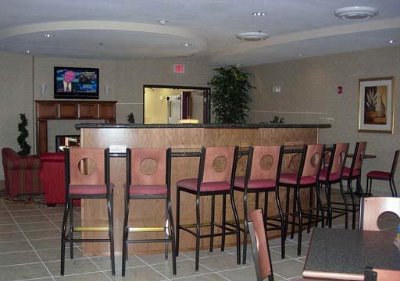 Enjoy Breakfast In This Sitting Area