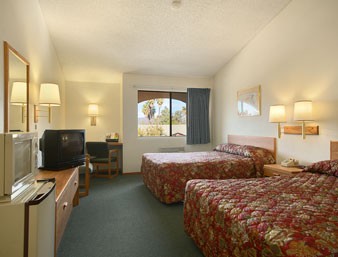 Room With 2 Double Beds