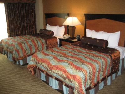 Double/double Guestroom
