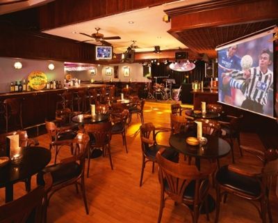 City Garden Hotel - The Admiral's Bar