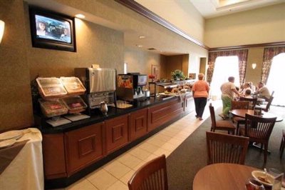 Amerisuites Orlando Airport Northeast - Lobby With Complimentary Breakfast Buffet