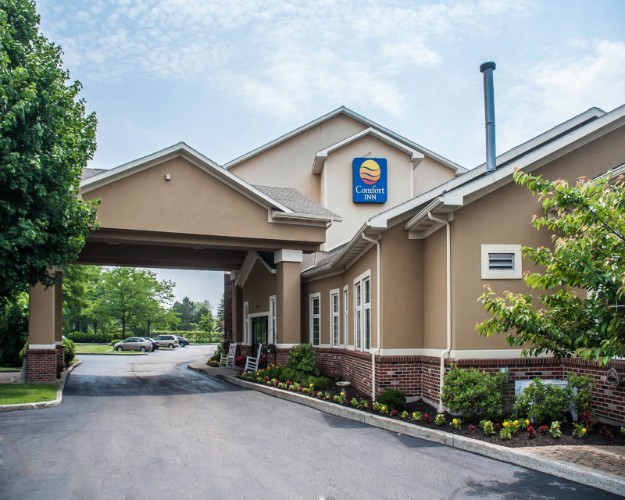 Comfort Inn University - 