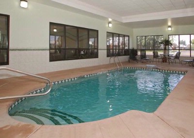 Comfort Inn Buffalo / Cheektowaga - Indoor Heated Pool