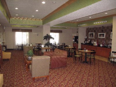 La Quinta Inn & Suites - Breakfast Room