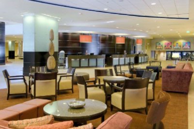 Hilton St. Louis at the Ballpark - Hotel Lobby