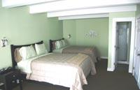 Beachfront Manor Hotel - 