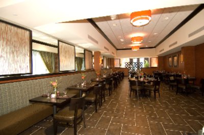 Full Service Restaurant Open For Breakfast Lunch And Dinner
